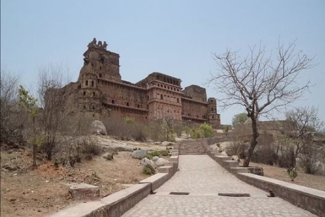 gadkundar fort image